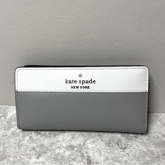 Kate Spade Wallet - Picture 1 of 5